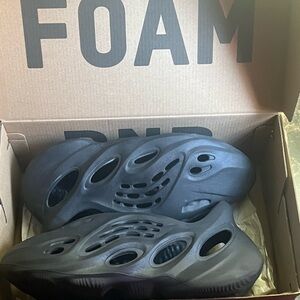 Black Yeezy Foam Runners